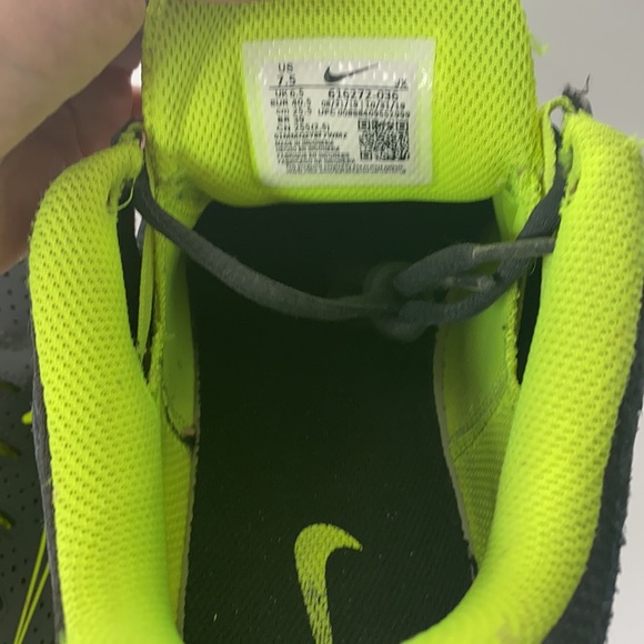 Nike Training Sneakers Reax Men Size 7.5 Black - Picture 9 of 9